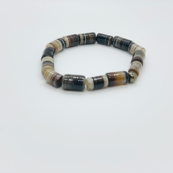 Handmade Peruvian Glass Beaded Bracelet - Picture 3 of 4